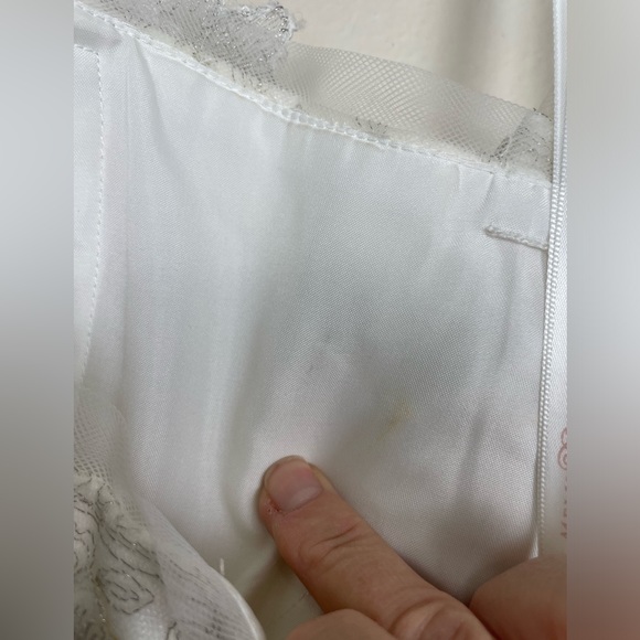 Melissa Sweet Wedding Gown Ivory size 6 - Picture 7 of 10